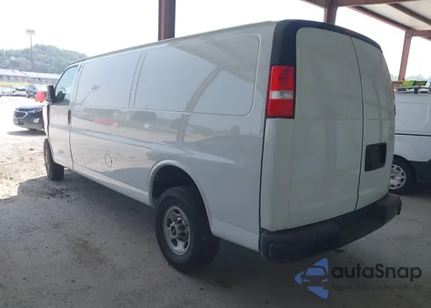 2023 GMC Savana Cargo Rwd 2500 Extended Wheelbase Work Van z USA, uszkodzony, nr VIN 1GTW7BFP3P1134379